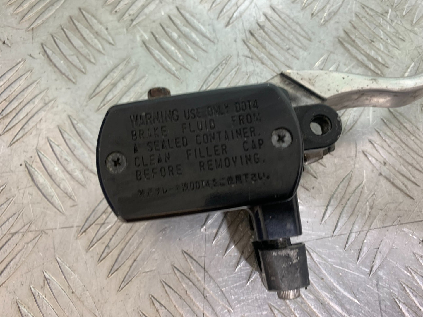 YAMAHA XVS 1300 MIDNIGHT STAR FRONT BRAKE MASTER CYLINDER YEAR 2007-16 (CMB1200)