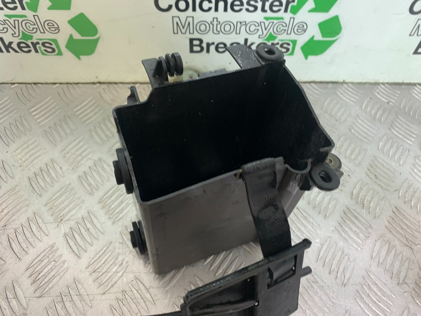 YAMAHA XV1100 XV 1100 VIRAGO BATTERY BOX   1990-1999 (CMB1243)