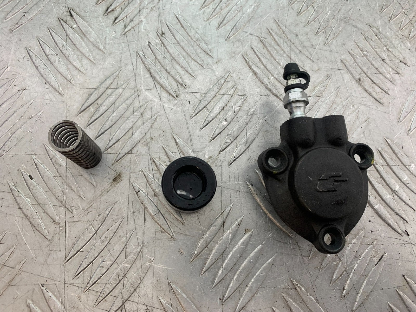 APRILIA SL750 SL 750 SHIVER CLUTCH SLAVE CYLINDER   YEAR 2008-2016 (CMB1242)