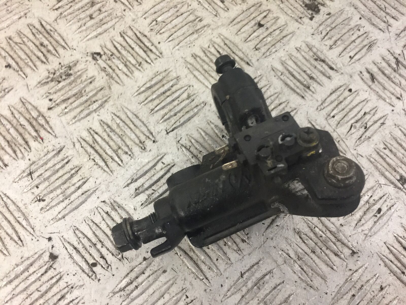 HONDA CBF125 CBF 125 FRONT MASTER CYLINDER   YEAR 2010 (STOCK 646)