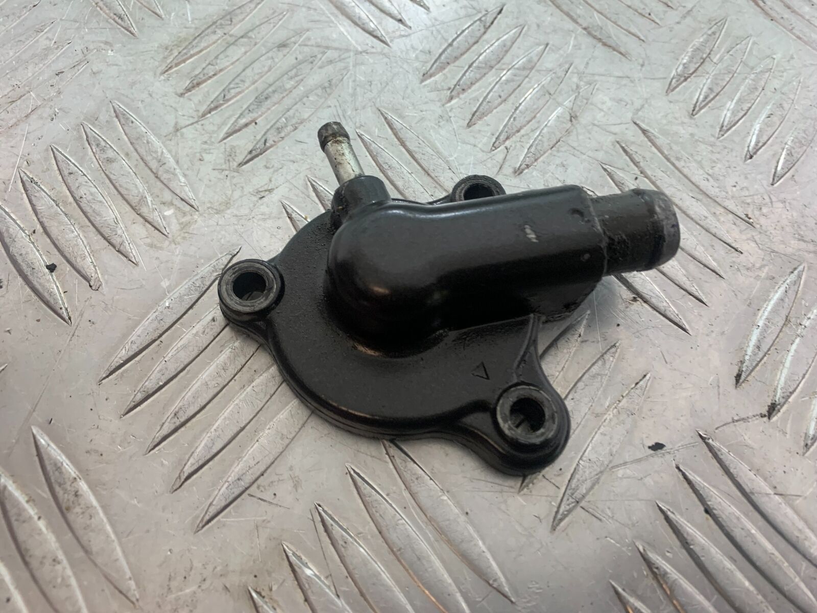 HONDA CBR125 CBR 125 WATER PUMP COVER  YEAR 2008 - 2010