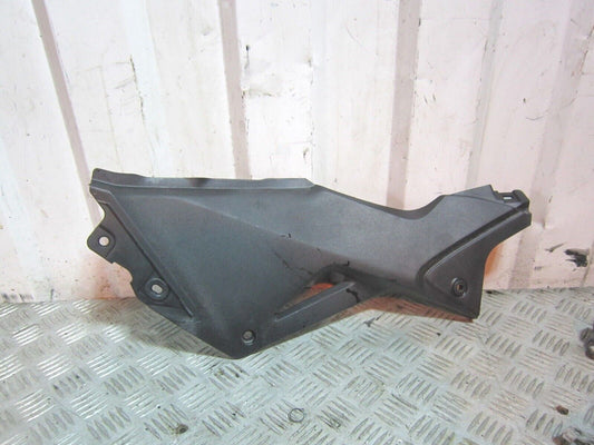 HONDA CBR125 CBR 125 RIGHT SEAT PANEL YEAR 2011  2014