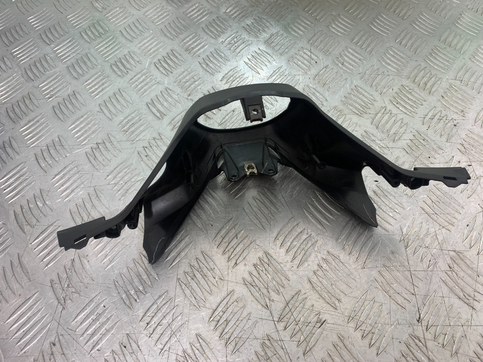 YAMAHA XMAX 300 YOKE COVER  YEAR 2017-2020 (CMB1218)