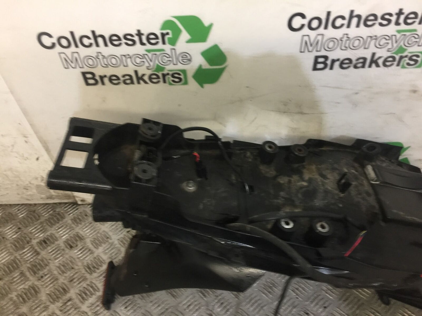 KAWASAKI GTR1400 GTR 1400 REAR MUDGUARD  YEAR 2010 (STOCK 716)