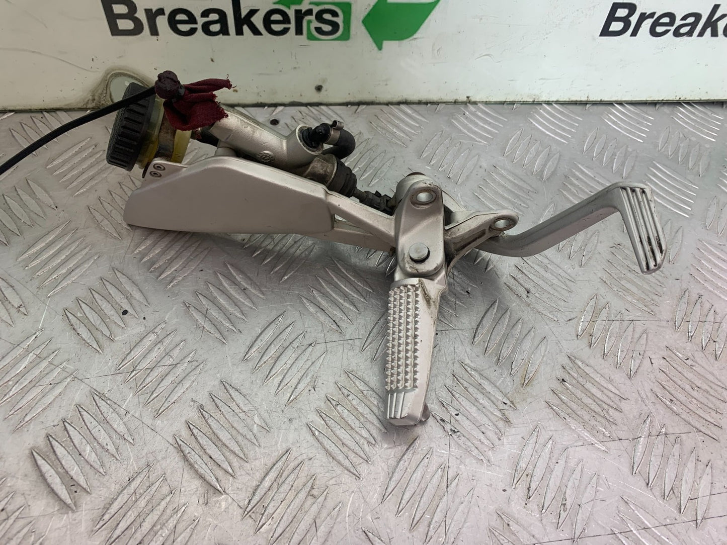 BMW K1300 S K 1300 S FRONT RIGHT HANGER  YEAR 2009-16 (CMB1216)