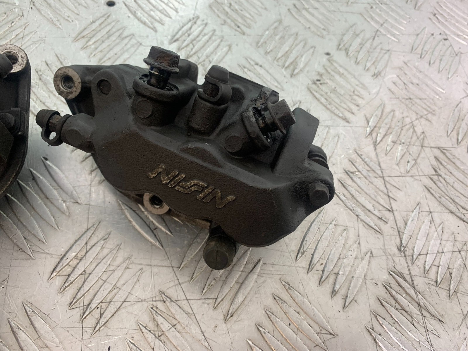 HONDA NT 700 V DEAUVILLE FRONT BRAKE CALIPERS   YEAR 2006-2011 (CMB1211)