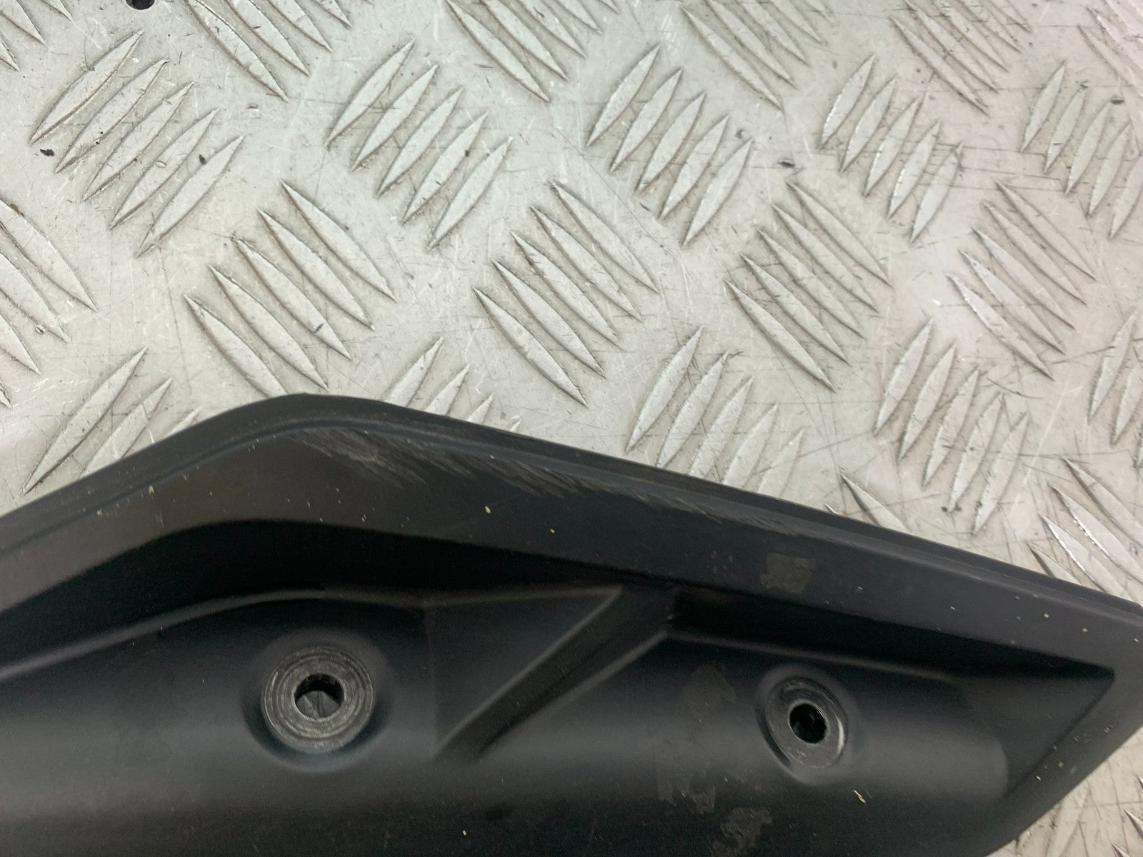 KTM DUKE 390 LEFT SEAT PANEL  YEAR 2017- 2023 (CMB1314)