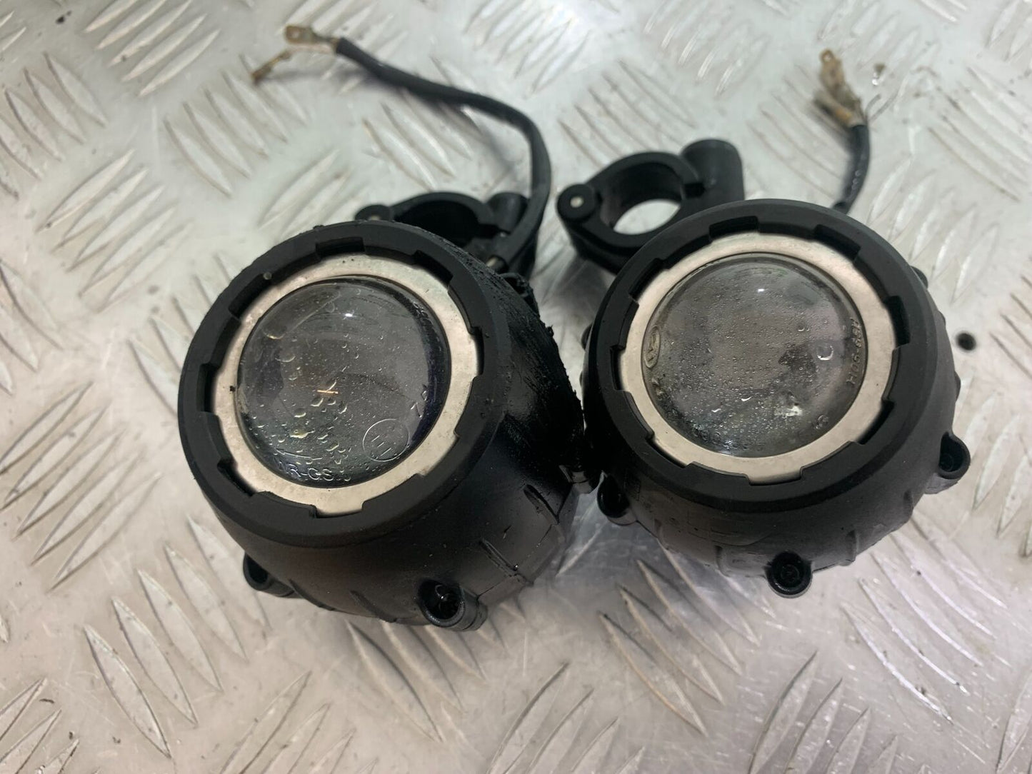 TRIUMPH TIGER 800 GIVI FOG LIGHTS  YEAR 2011-2014 (CMB1113)