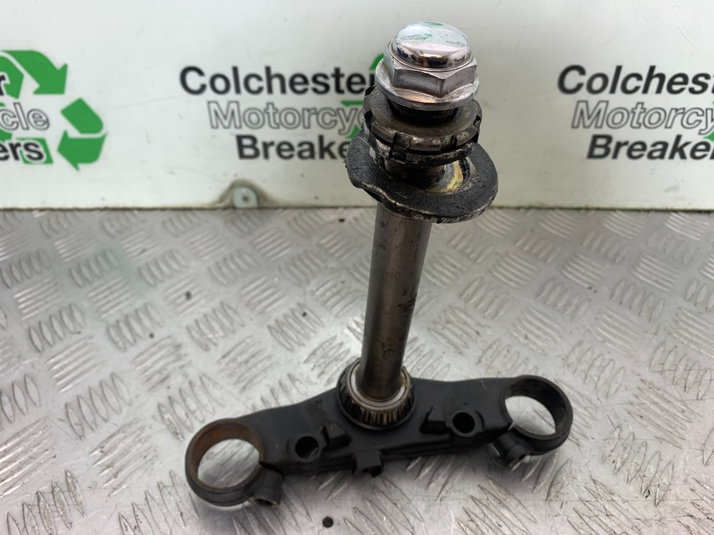 HONDA CBF600 CBF 600 BOTTOM YOKE  YEAR 2004-07  (CMB1305)