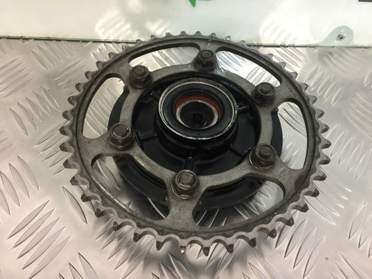 YAMAHA YZF R1 5PW SPROCKET CARRIER  YEAR 2002-2003 (STOCK 929)