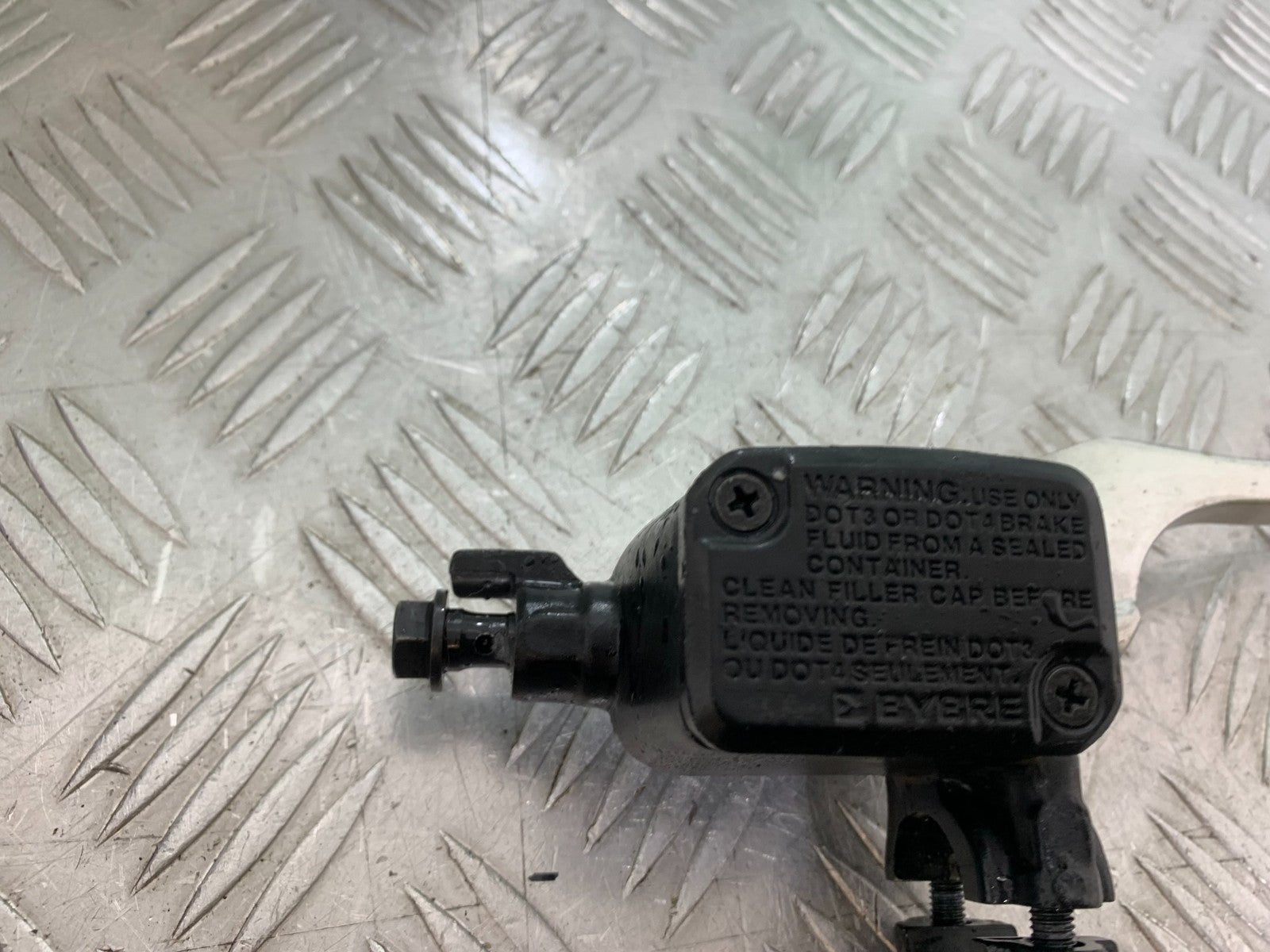 ROYAL ENFIELD HIMALAYAN 411 FRONT MASTER CYLINDER YEAR 2018-2023 (CMB1279)