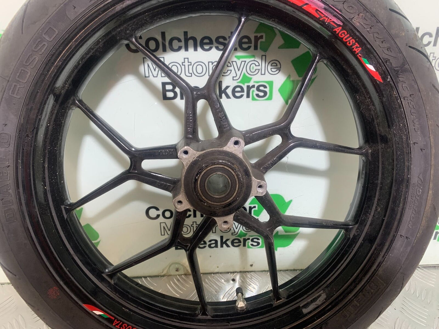 MV AGUSTA TURISMO VELOCE 800 FRONT WHEEL  YEAR 2014-17 (CMB1051)