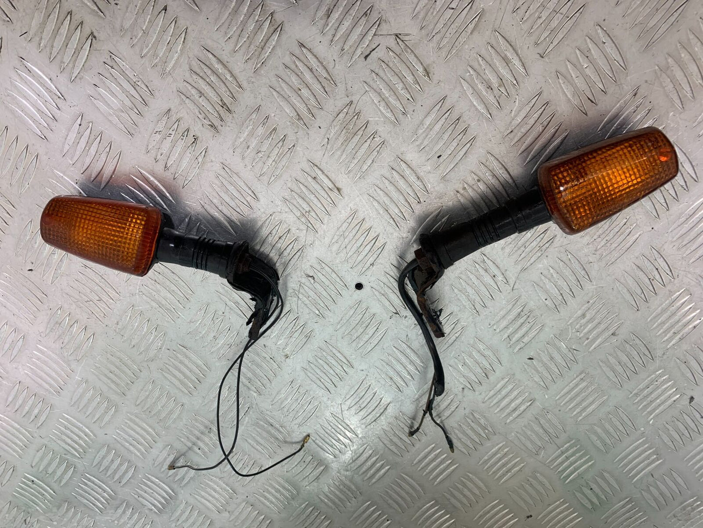 YAMAHA FJ1100 FJ 1100 REAR INDICATORS   YEAR 1984-1985 (CMB1101)