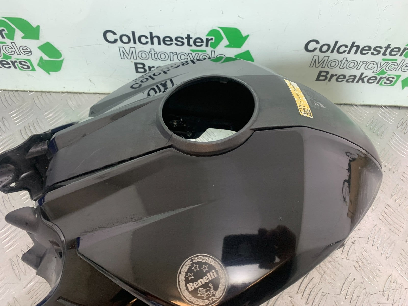BENELLI BN125 BN 125 PETROL TANK COVER  YEAR 2018-2021 (CMB1194)