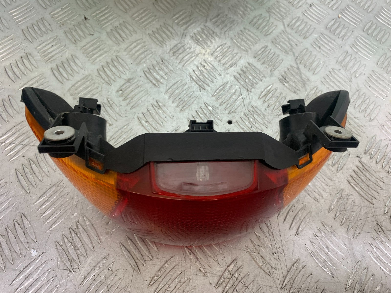 HONDA NT650 V DEAUVILLE REAR LIGHT  YEAR 1998-01(CMB1320)