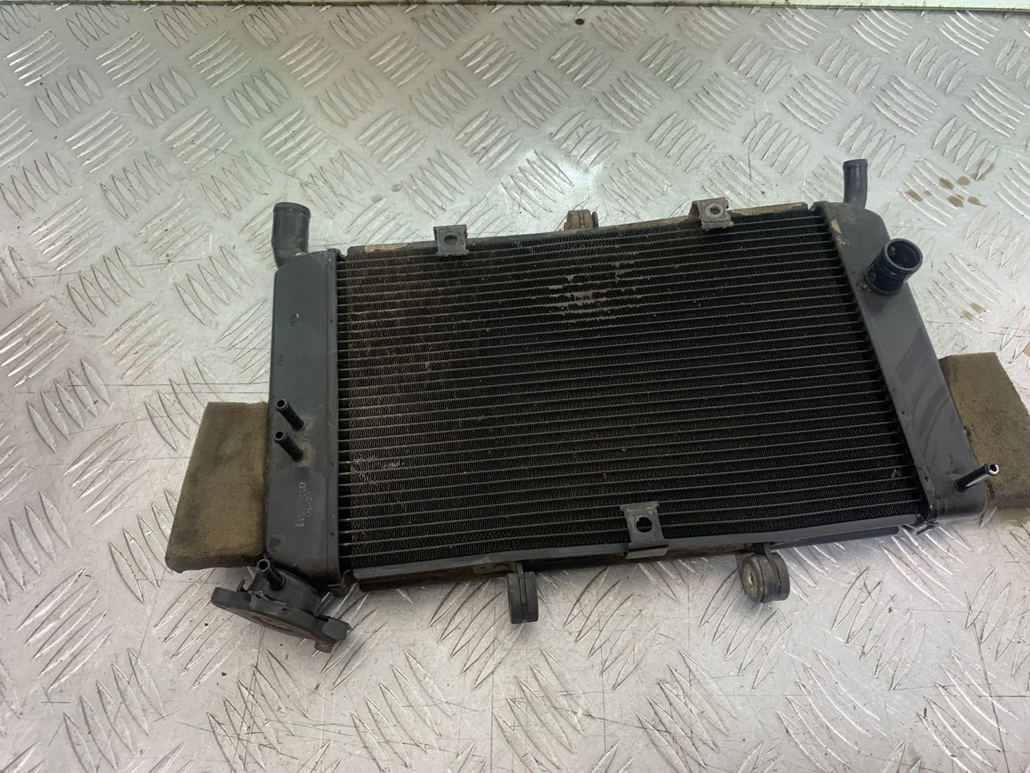 YAMAHA XJ6 XJ6-S RADIATOR YEAR 2009-2015  (CMB1212)