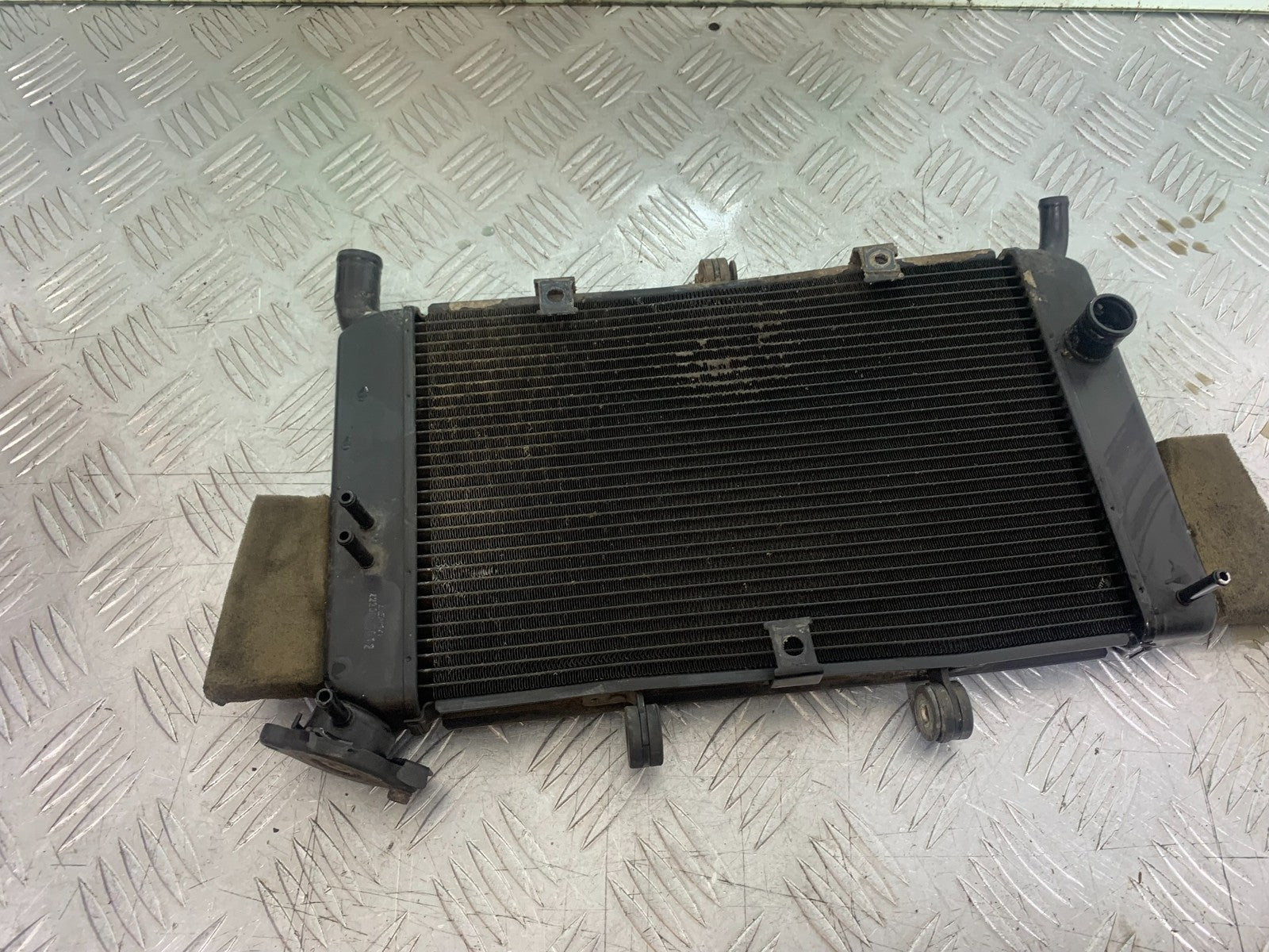 YAMAHA XJ6 XJ6-S RADIATOR YEAR 2009-2015  (CMB1212)