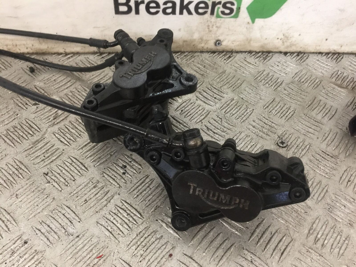 TRIUMPH 1050 SPRINT FRONT BRAKE CALIPERS   YEAR 2004-2007 (STOCK 888)