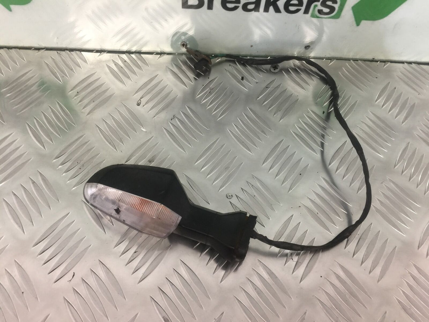 KAWASAKI Z1000 SX LEFT REAR INDICATOR   YEAR 2011-13 (STOCK 911)
