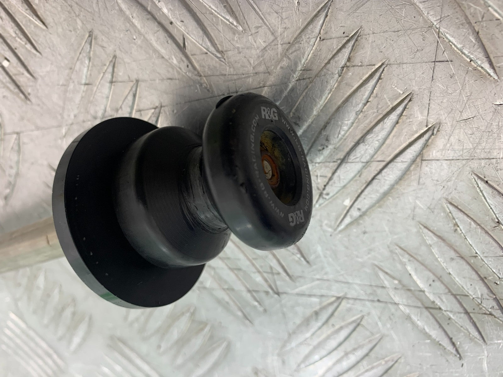 MV AGUSTA 800 F3 REAR WHEEL CRASH BOBBINGS   YEAR 2017-2019 (CMB1227)