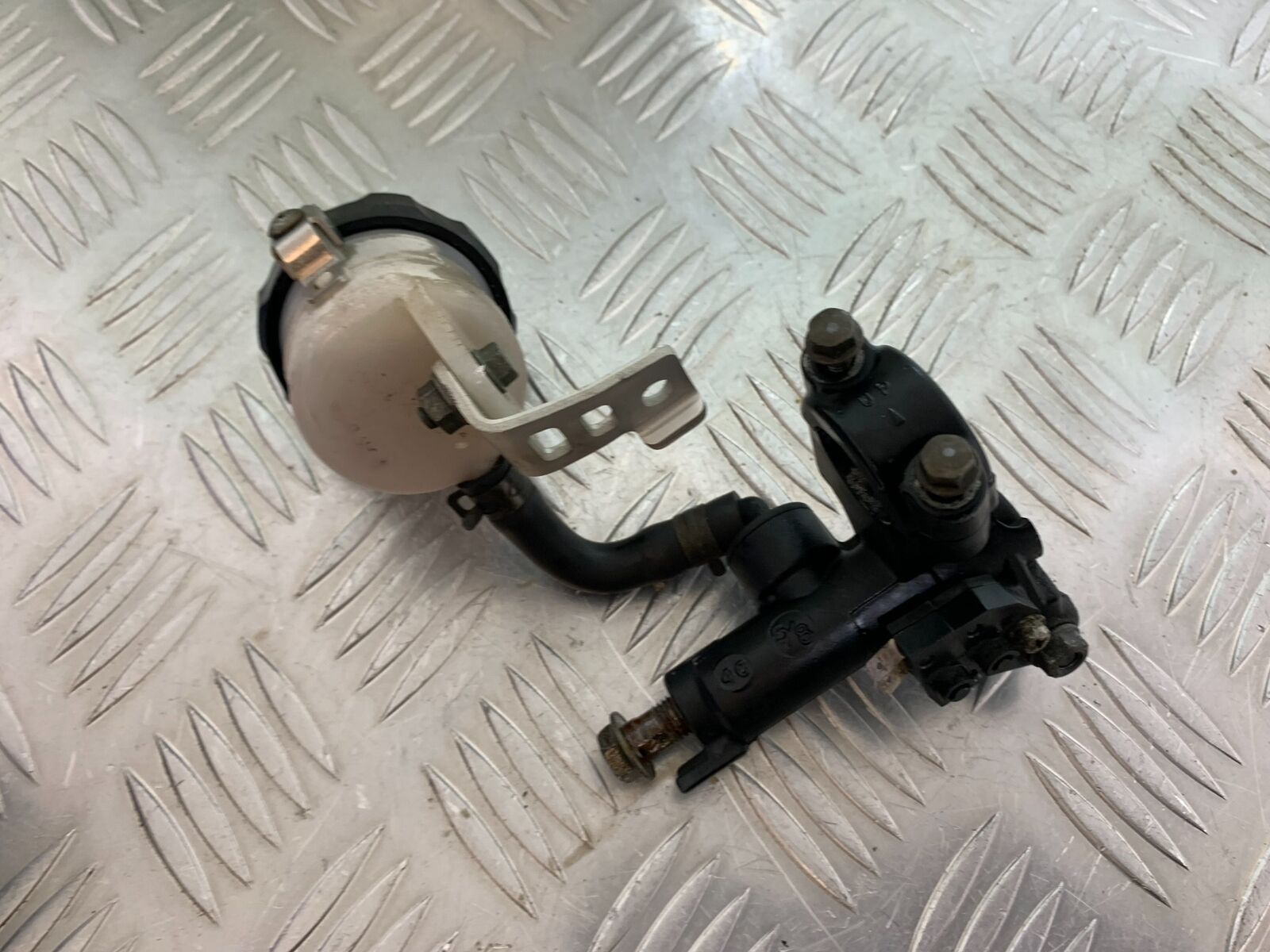 SUZUKI SV650 SV 650 FRONT BRAKE MASTER CYLINDER YEAR 2003-2006 (CMB1014)