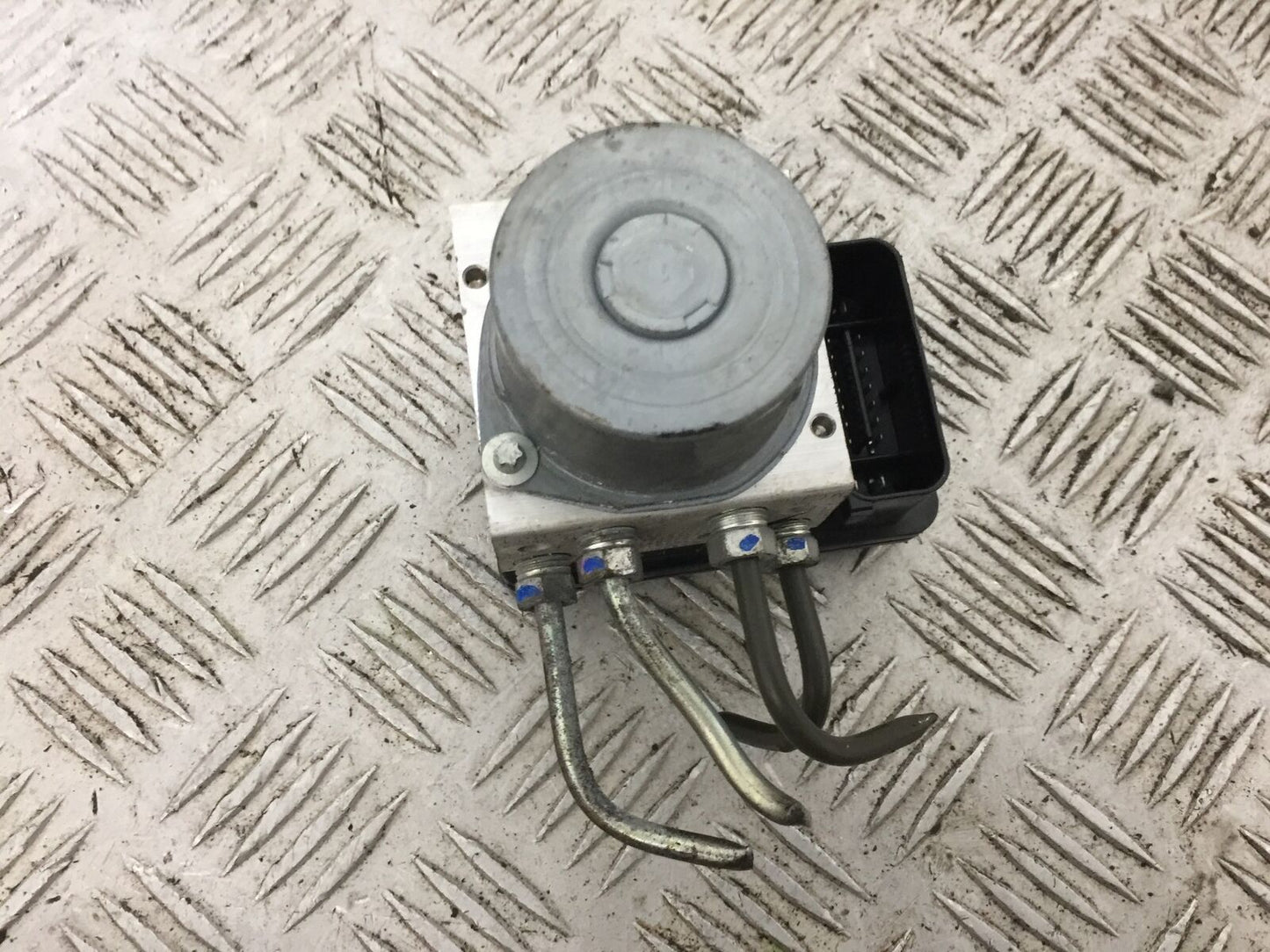 KAWASAKI VN 650 VULCAN ABS PUMP  YEAR 2017-2021 (STOCK 811)