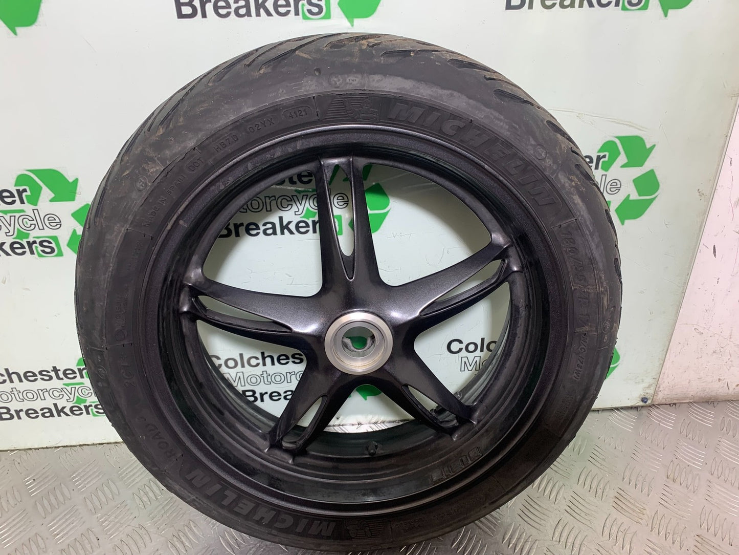 TRIUMPH 1050 SPRINT GT REAR WHEEL (GOOD TYRE)  YEAR 2010-2016 (CMB1250)