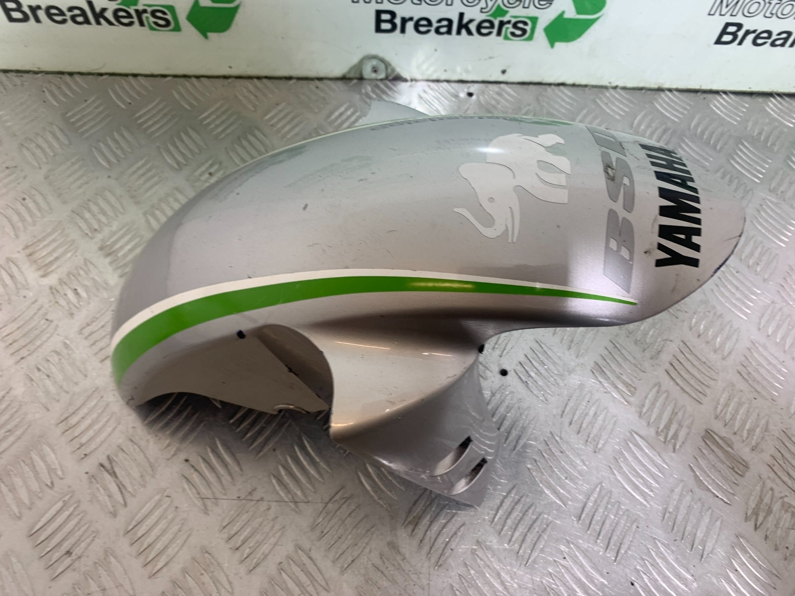 YAMAHA YZF R1 FRONT MUDGUARD   YEAR 2004-2006 (CMB1155)