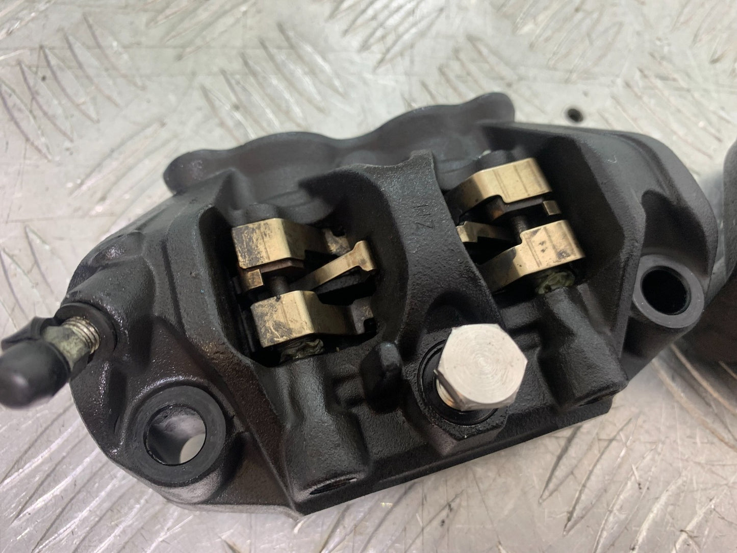 HONDA CBR1000 rr FIREBLADE FRONT BRAKE CALIPERS  2008-2011 (CMB1253)
