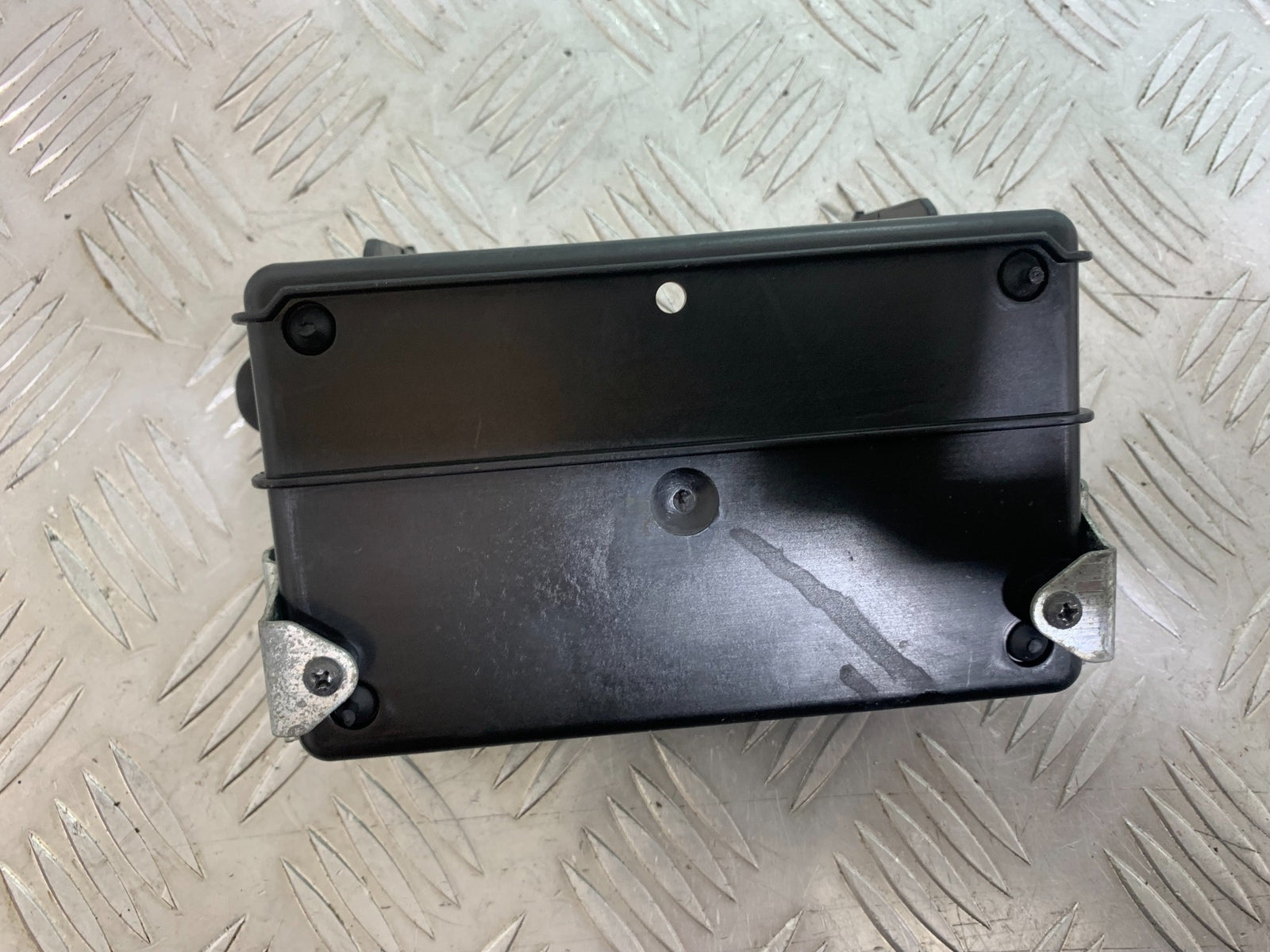MV AGUSTA 800 F3 BATTERY TRAY   YEAR 2013-2016 (CMB1152)