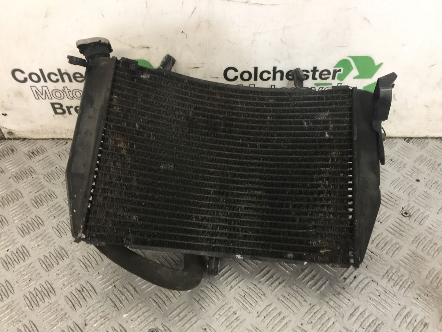 YAMAHA YZF R1 5VY RADIATOR   YEAR 2004-2006 (STOCK 748)