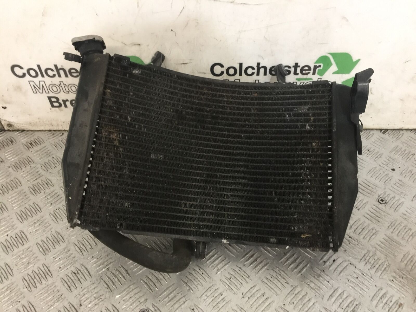 YAMAHA YZF R1 5VY RADIATOR   YEAR 2004-2006 (STOCK 748)