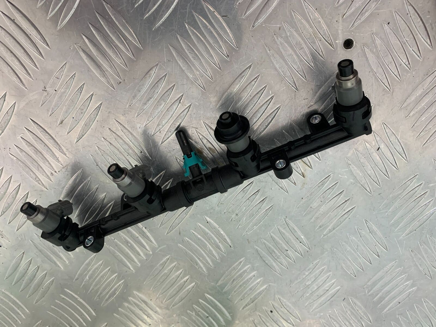 HONDA CBR1000 rr FIREBLADE INJECTORS  YEAR 2008-2011 (STOCK 986)
