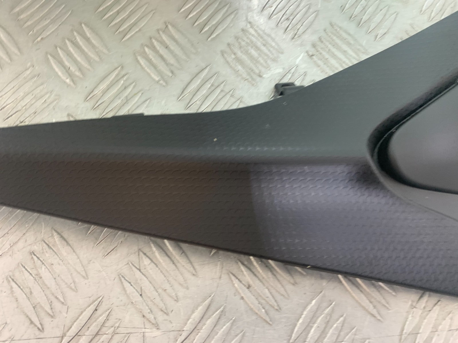 APRILIA RS660 RS 660 RIGHT SIDE INFILL COVER  YEAR 2020-2024 (CMB1202)