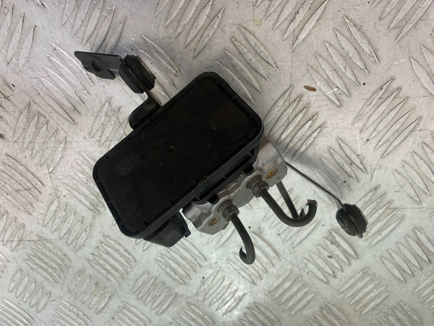 TRIUMPH TIGER 800 XRT ABS PUMP 2018-2020 (CMB1193)