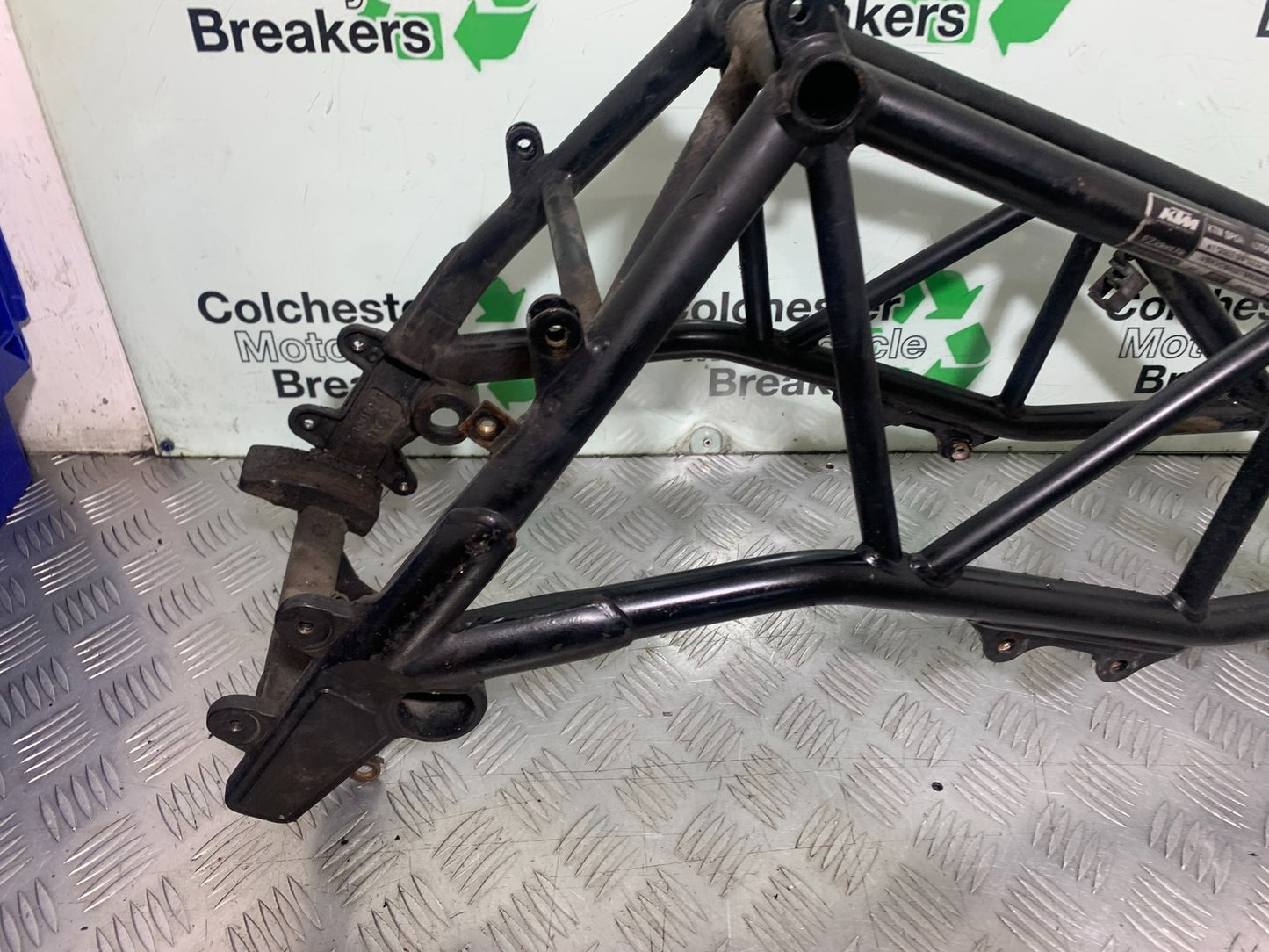 KTM 990 SUPER DUKE FRAME AND REG (YEAR 2007)  YEAR 2007-2011  (CMB1207)