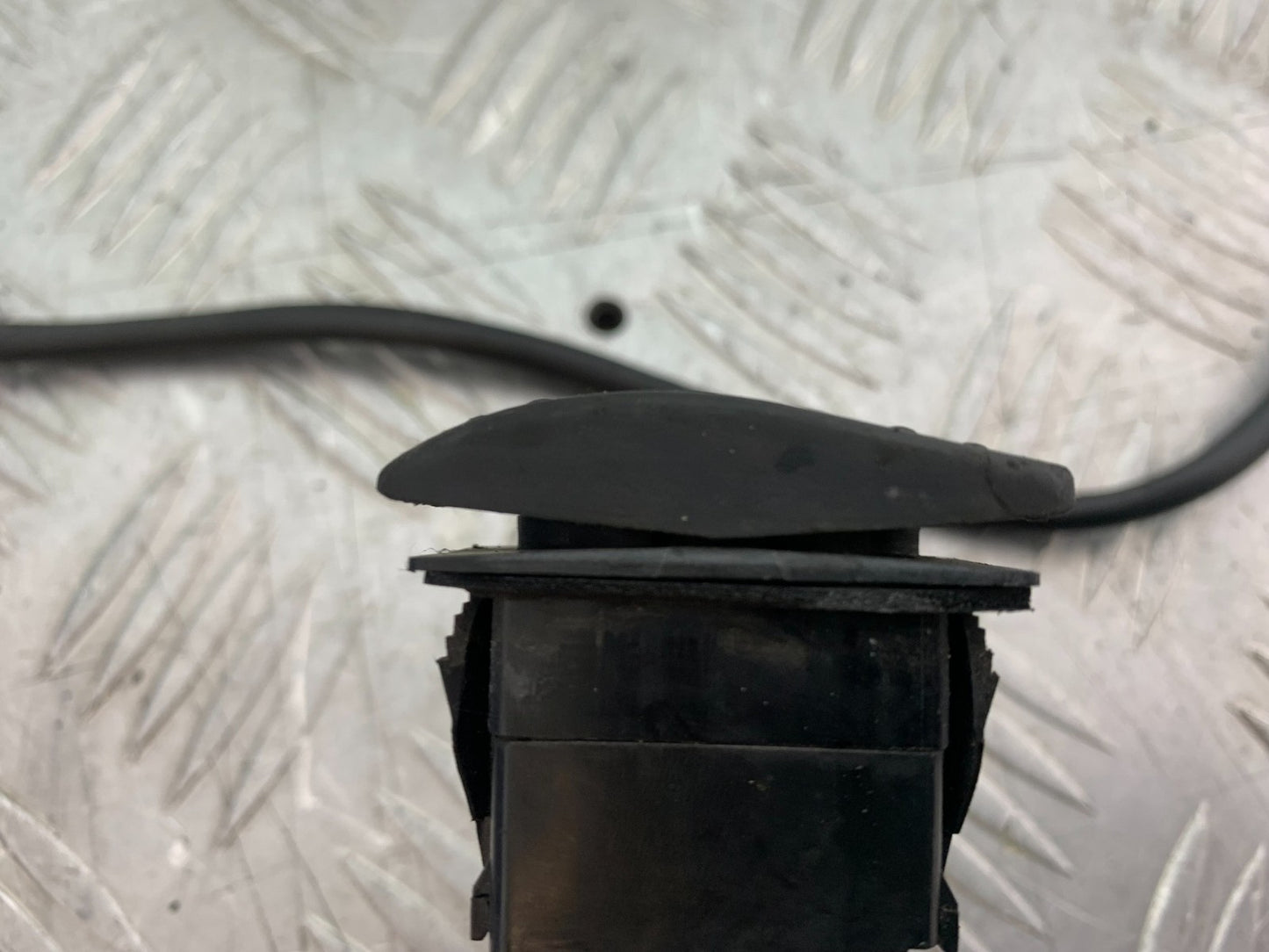 TRIUMPH 955i SPRINT ST HEATED GRIP SWITCH YEAR 1999-04 (CMB1230)