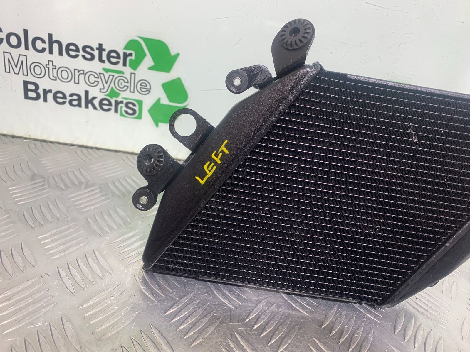 DUCATI DIAVEL 1200 LEFT RADIATOR  YEAR 2014-17 (CMB1054)