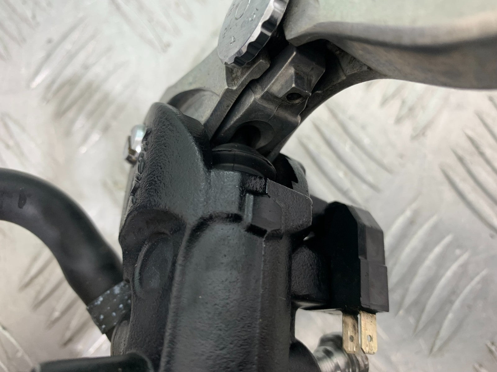 TRIUMPH 675 STREET TRIPLE RX FRONT MASTER CYLINDER  2015- 2017 (CMB1299)