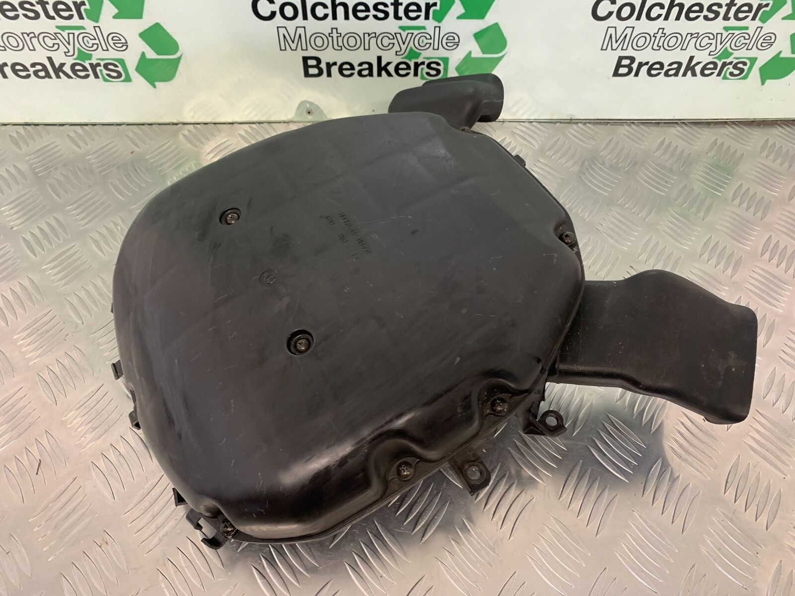 HONDA CBR1100 BLACKBIRD AIRBOX  YEAR 1996-1998 (STOCK 936)