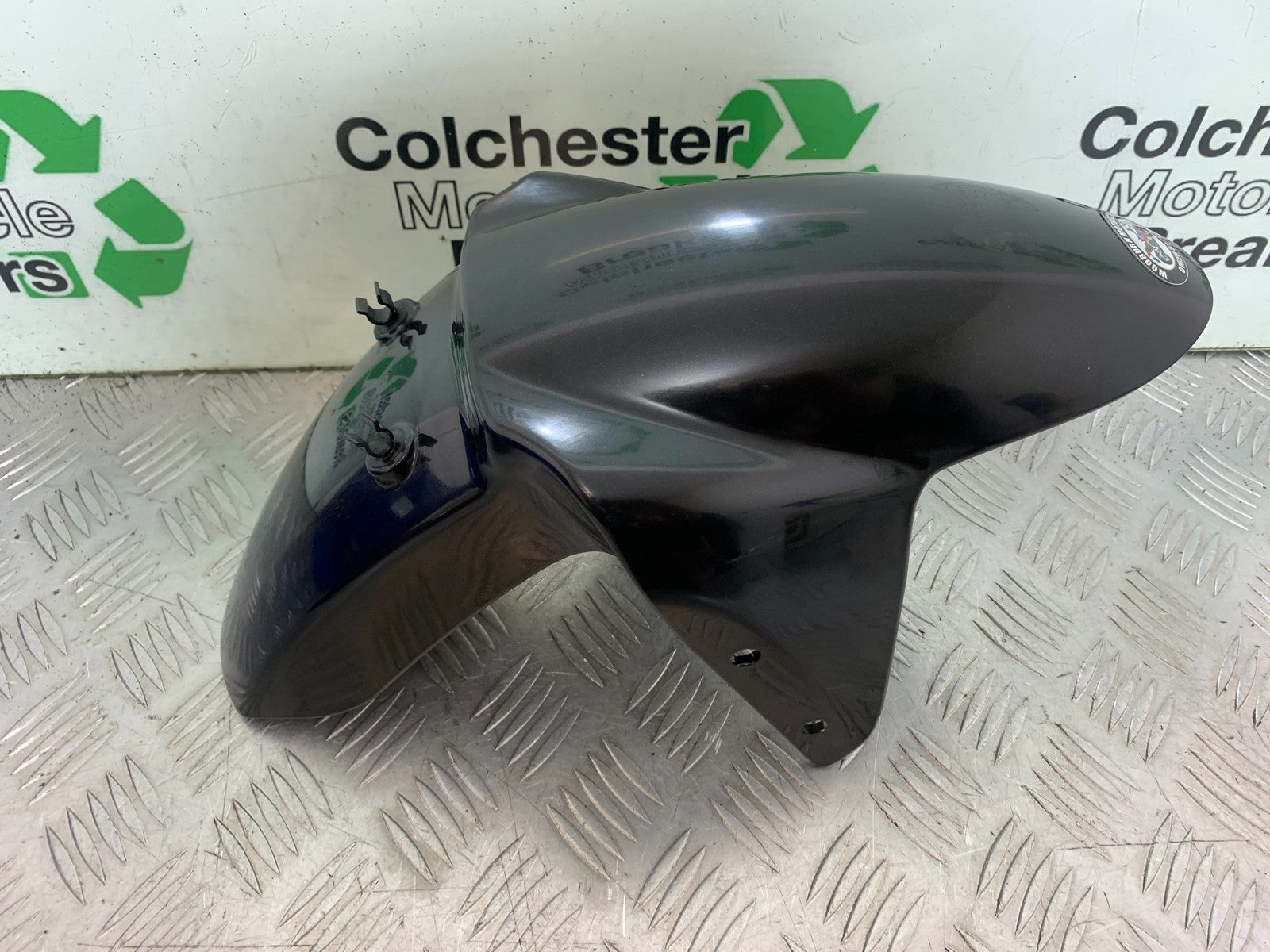 TRIUMPH SPEED TRIPLE R 1050 FRONT MUDGUARD   2009 (CMB1183)