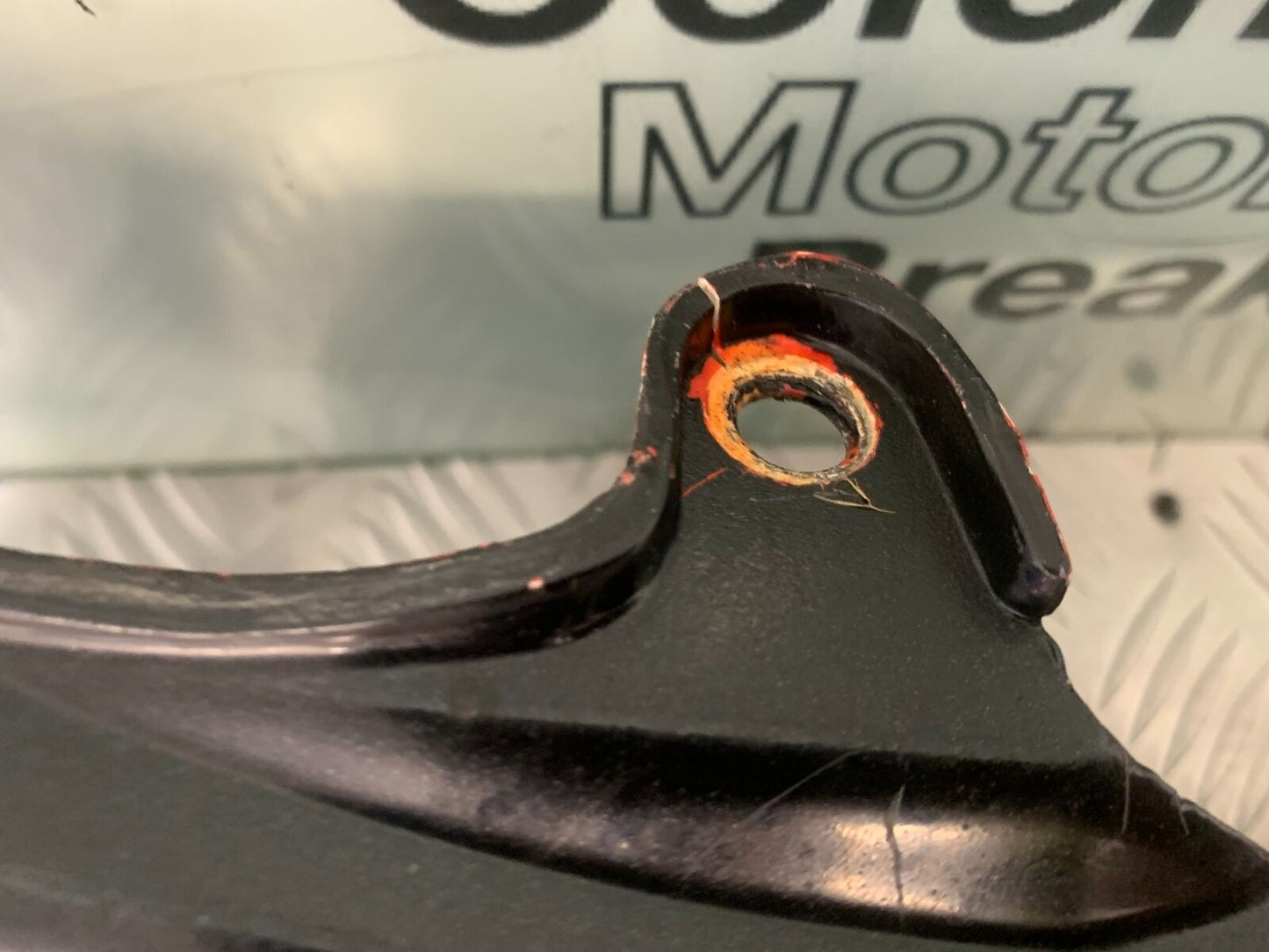 TRIUMPH 955I SPRINT RS LEFT SEAT PANEL  YEAR 1999-04 (STOCK 989)