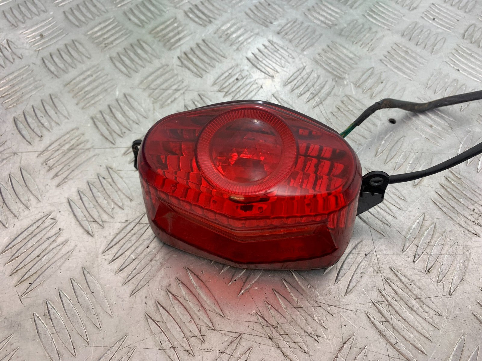 HONDA CBF125 CBF 125 REAR LIGHT YEAR 2009-14 (CMB1182)
