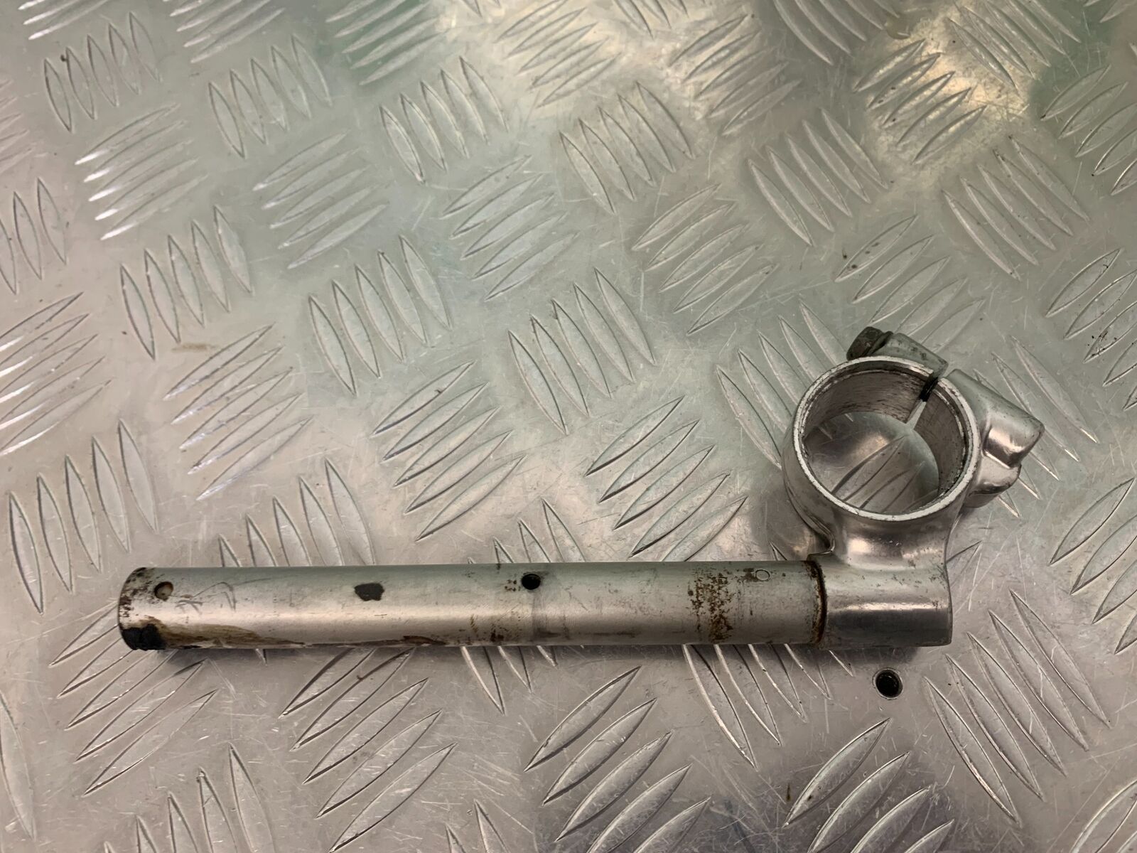 HONDA CBR 400 NC23 TRI-ARM LEFT HANDLEBAR YEAR 1987-89 (STOCK 969)
