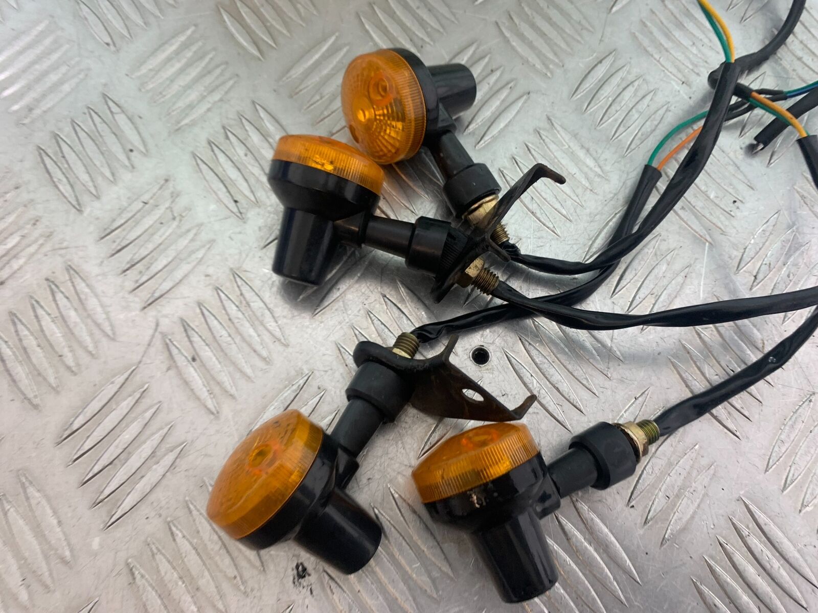 HERALD CLASSIC 125 FRONT AND REAR INDICATORS  YEAR 2014 (CMB1058)