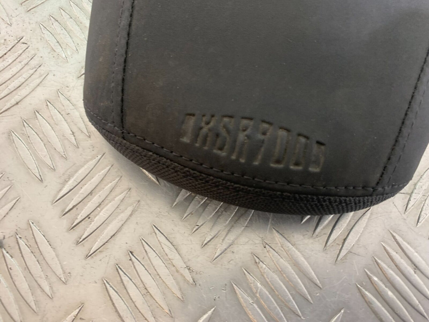 YAMAHA XSR900 XSR 900 SEAT   YEAR 2021-2022 (CMB1073)