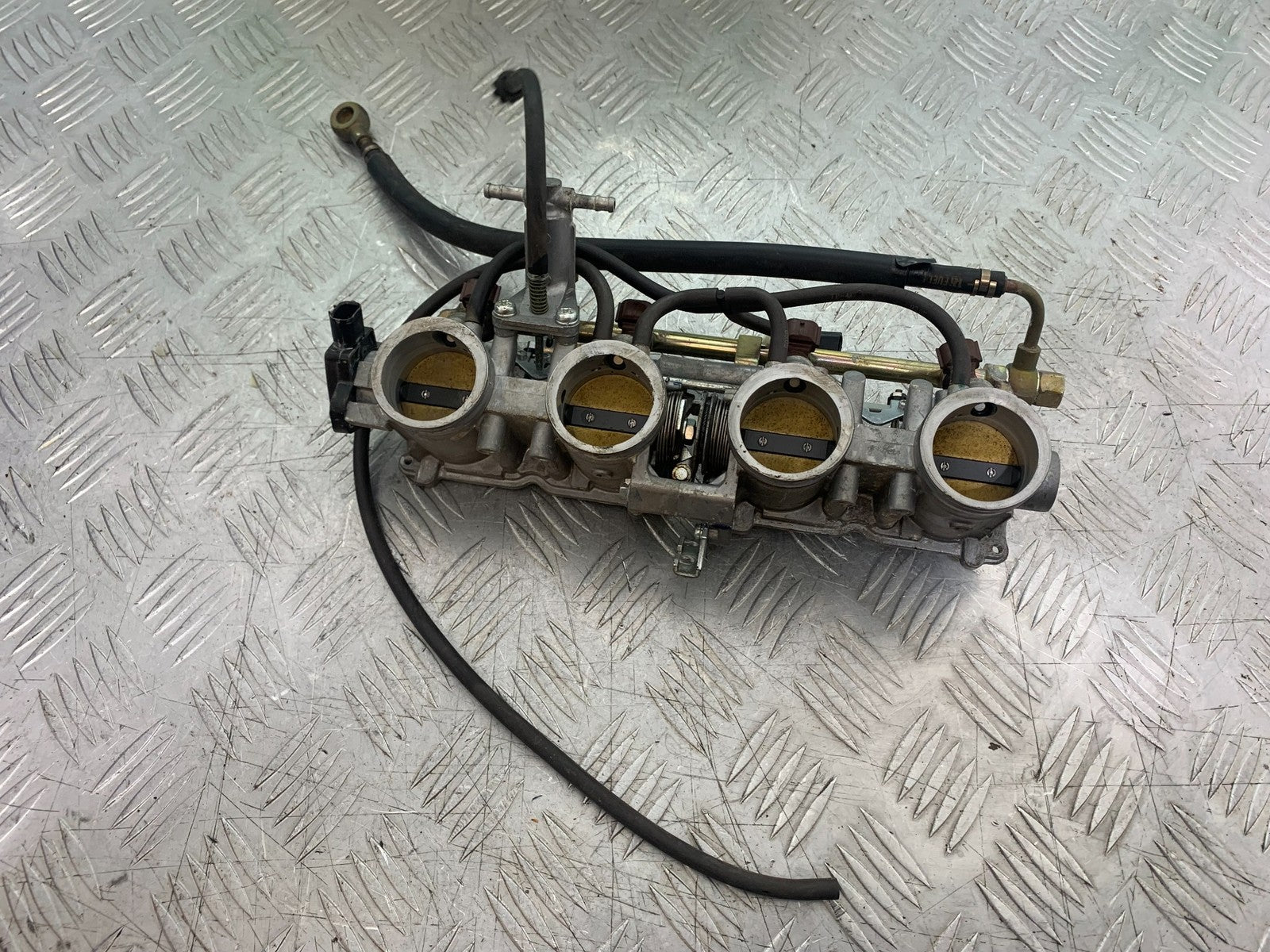 HONDA CBR1000 rr FIREBLADE THROTTLE BODIES  YEAR 2006 (CMB1220)
