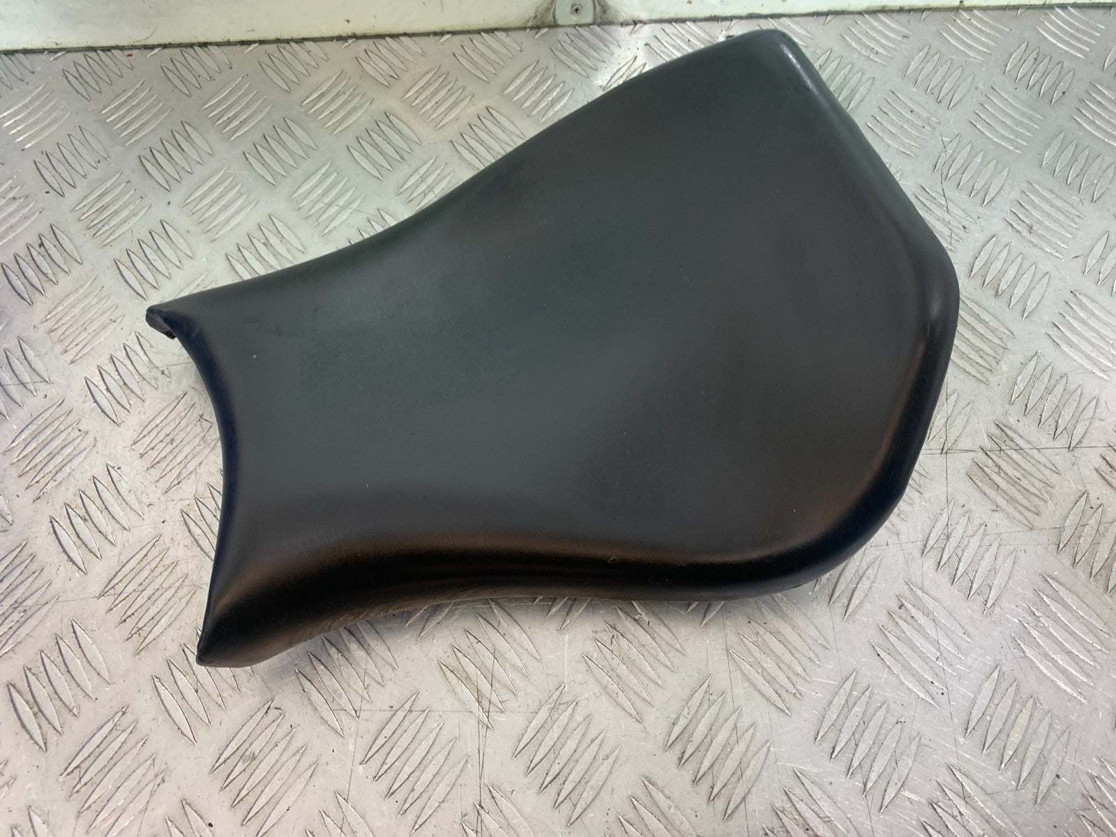 DUCATI 996 SPS 748 916 998 FRONT SEAT  1999-2000 (CMB1209)