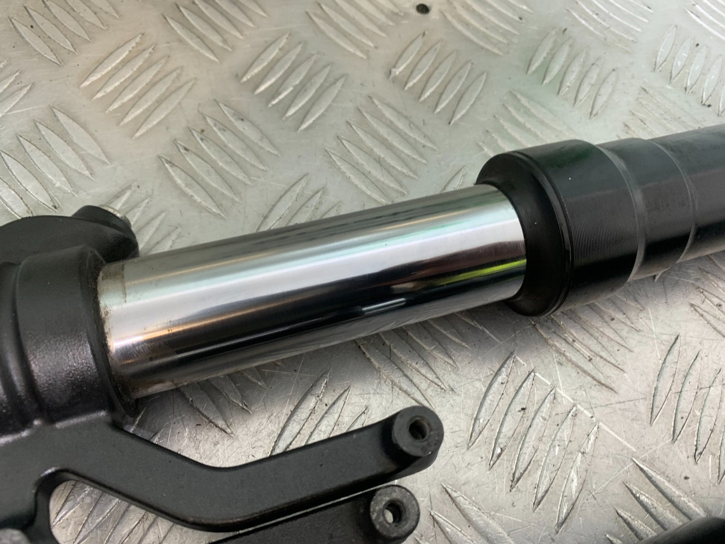 KAWASAKI Z1000 SX FORKS  YEAR 2014-16 (CMB1264)