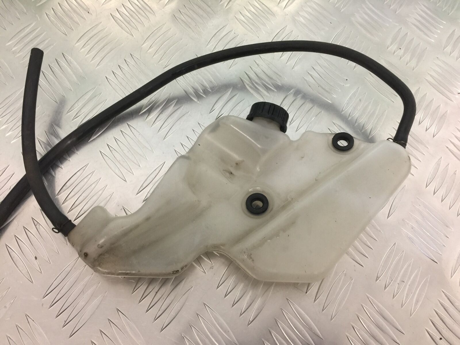 KAWASAKI ZX10R ZX10 COOLANT BOTTLE   YEAR 2004-2005 (STOCK 932)